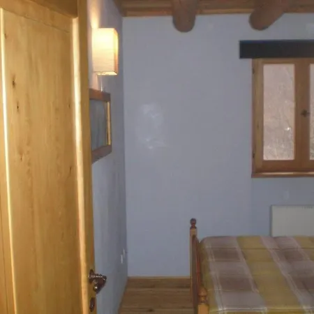 Isolello Monte Rosa: Chalet In Legno E Pietra *